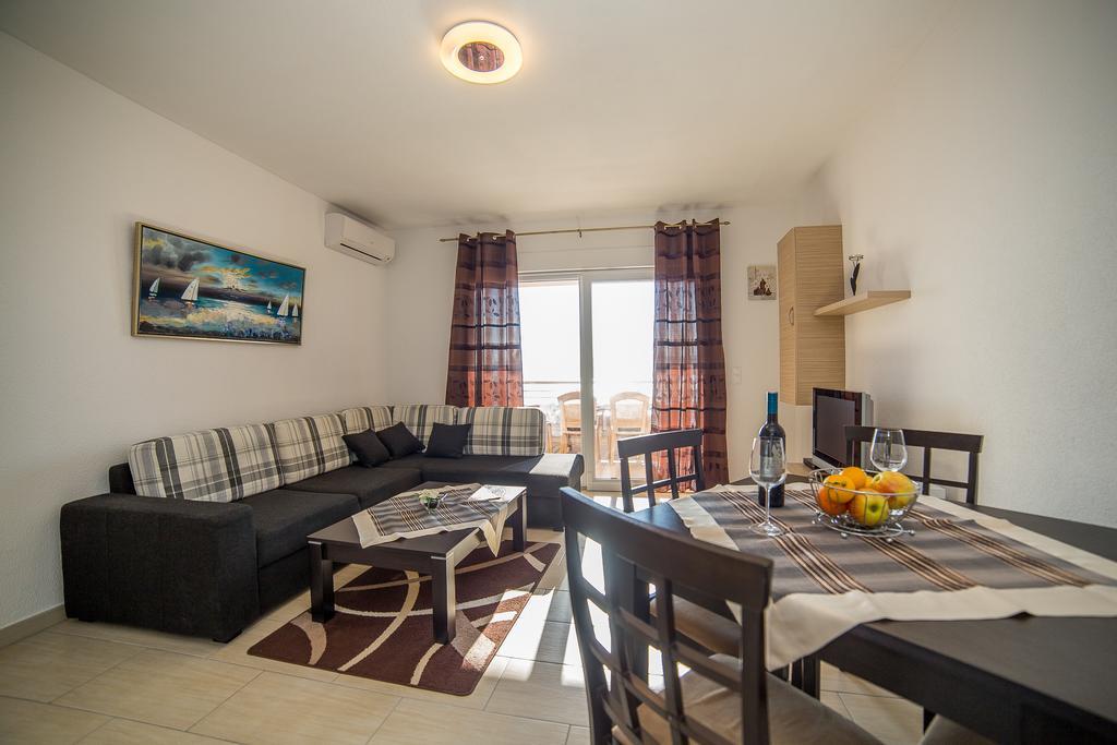 Apartments Kati Omiš Exteriér fotografie